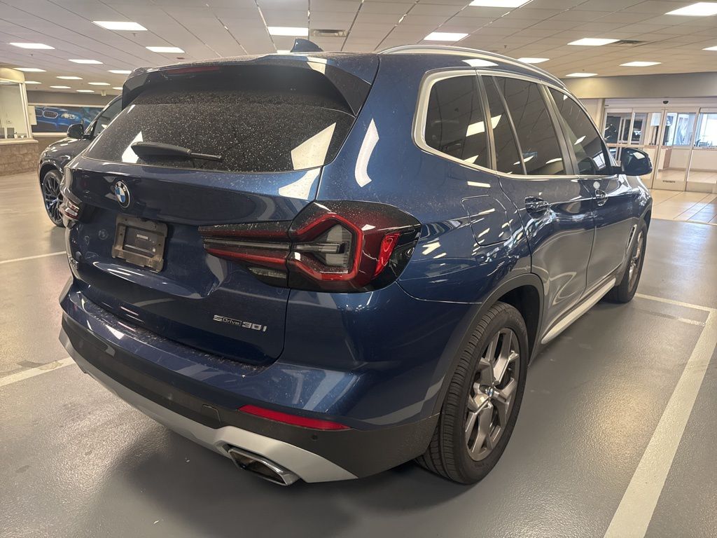 Thumbnail: 2023 BMW X3 - 3