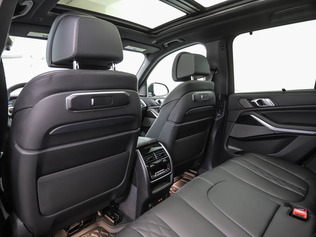 Thumbnail: 2026 BMW X5 - 20