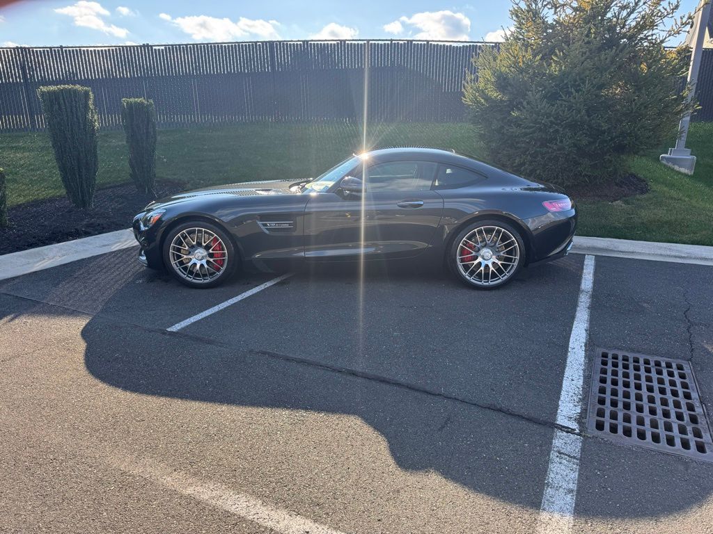 2016 Mercedes-Benz AMG GT S 2