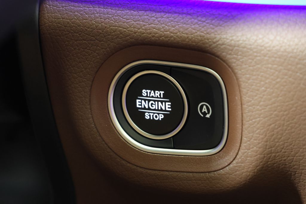 Thumbnail: 2026 Mercedes-Benz GLE - 26