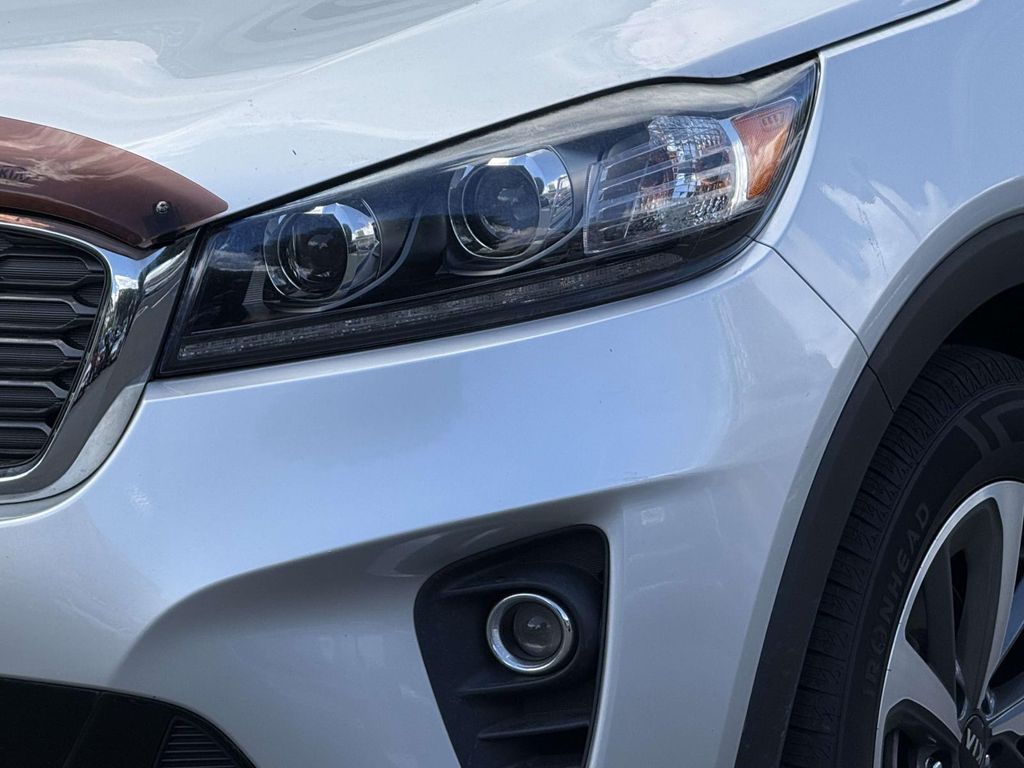 Thumbnail: 2019 Kia Sorento - 2