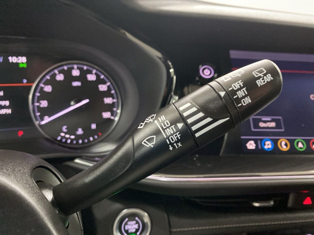 2021 Buick Envision Essence photo