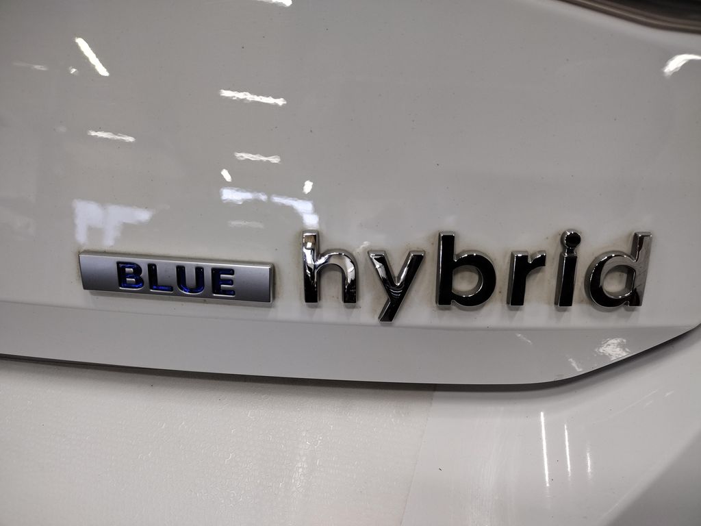 2022 Hyundai Elantra Hybrid Blue