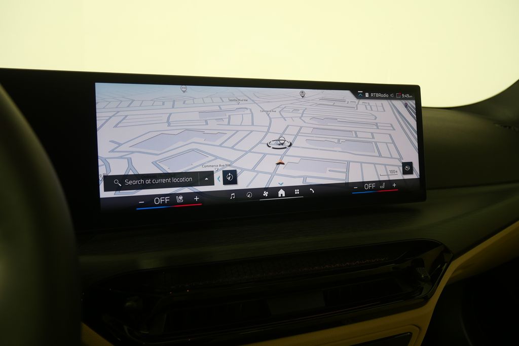 Thumbnail: 2025 BMW 3 Series - 25