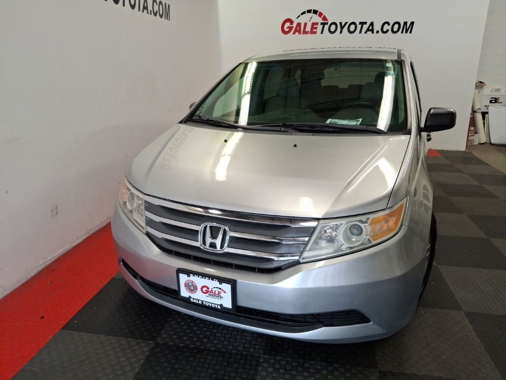 Used 2011 Honda Odyssey LX with VIN 5FNRL5H29BB081795 for sale in Enfield, CT