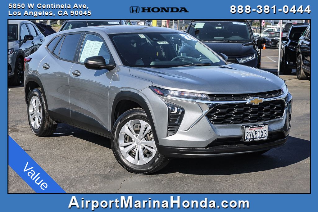 2024 Chevrolet Trax LS FWD