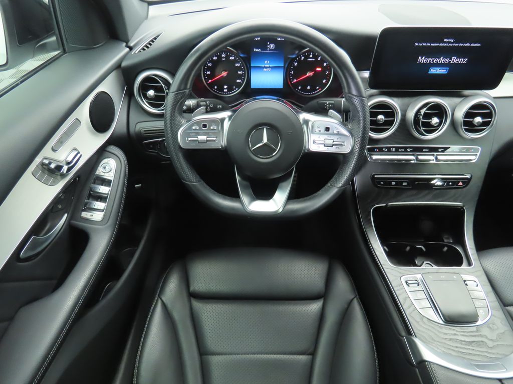 2022 Mercedes-Benz GLC 300 10
