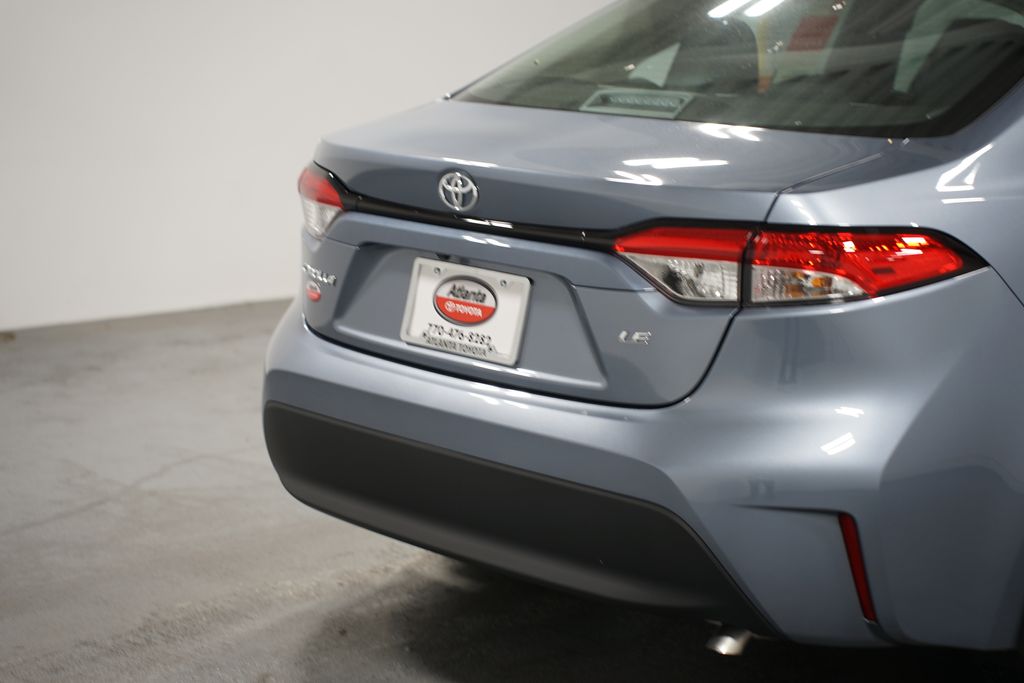 2025 Toyota Corolla LE 9