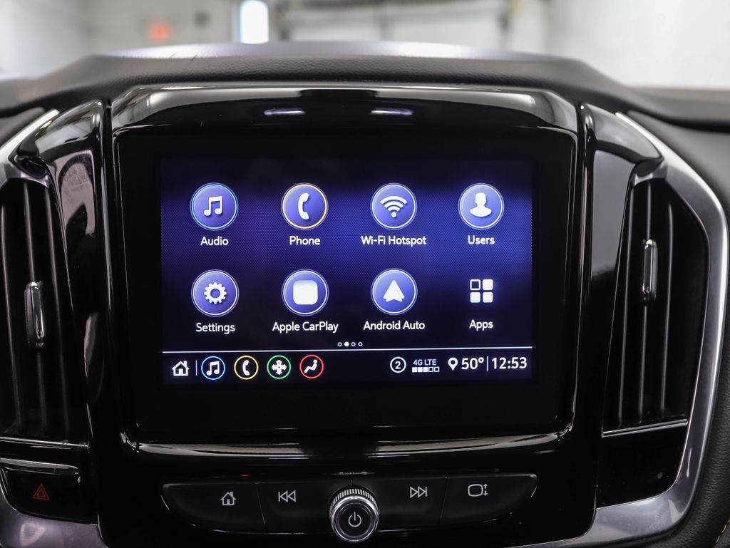 Thumbnail: 2020 Chevrolet Traverse - 16