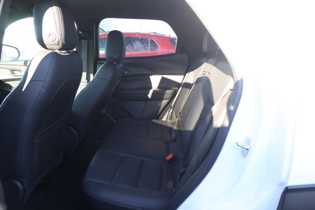 Thumbnail: 2023 Chevrolet TrailBlazer - 31