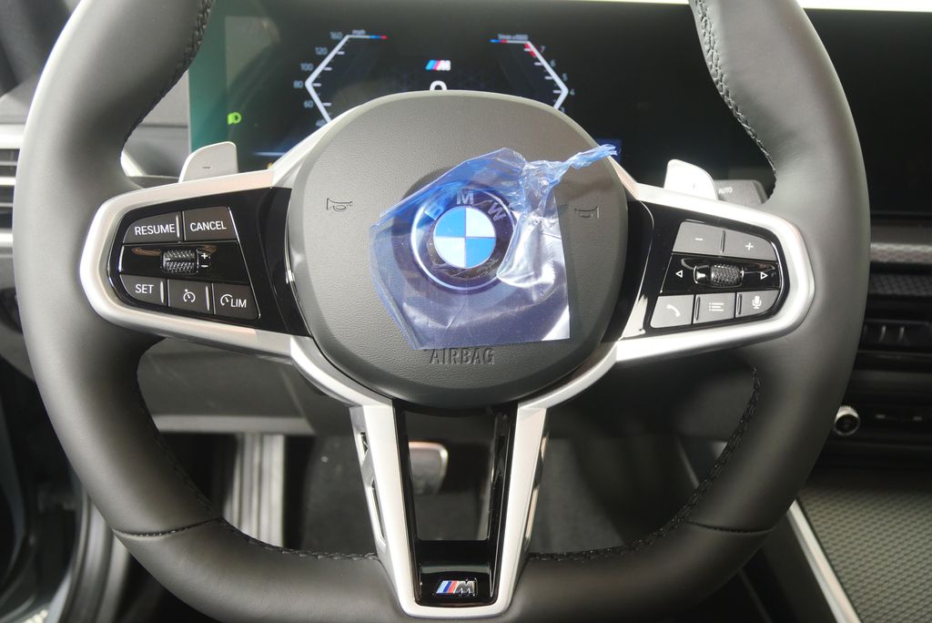 Thumbnail: 2026 BMW 3 Series - 18