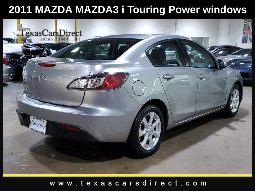 2011 Mazda Mazda3 i Touring 10