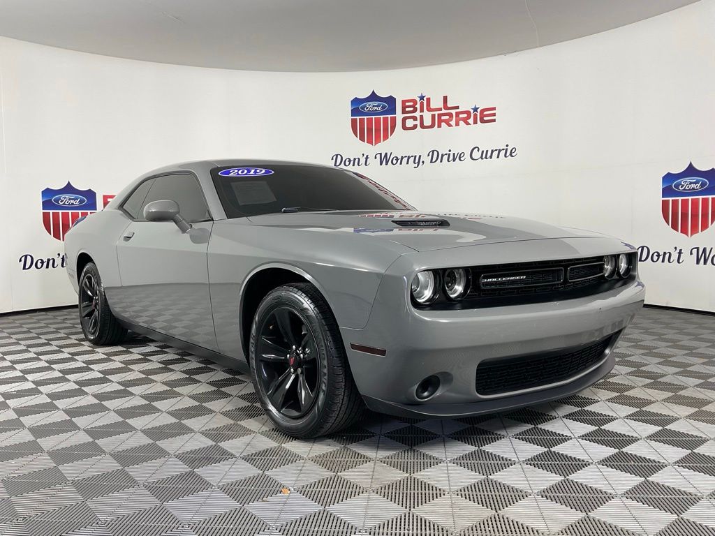 Gray Clearcoat 2019 Dodge Challenger Coupe Rear-Wheel Drive 8-Speed Automatic