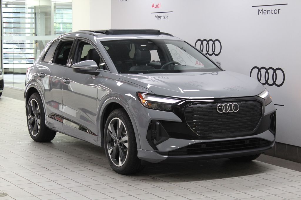 2024 Audi Q4 e-tron  8