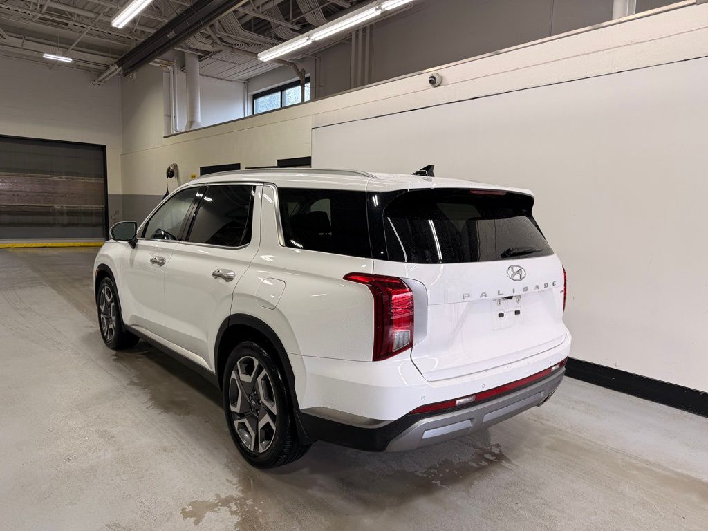 Thumbnail: 2023 Hyundai Palisade - 3