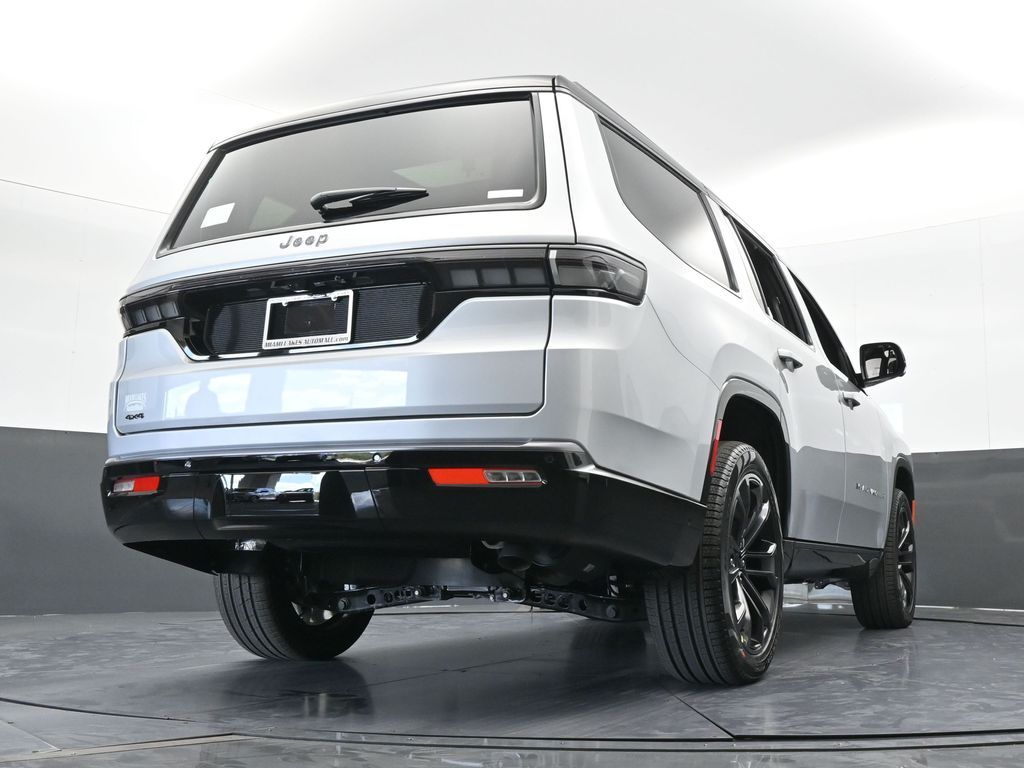 New 2026 Silver Zynith Jeep Summit Obsidian image 64