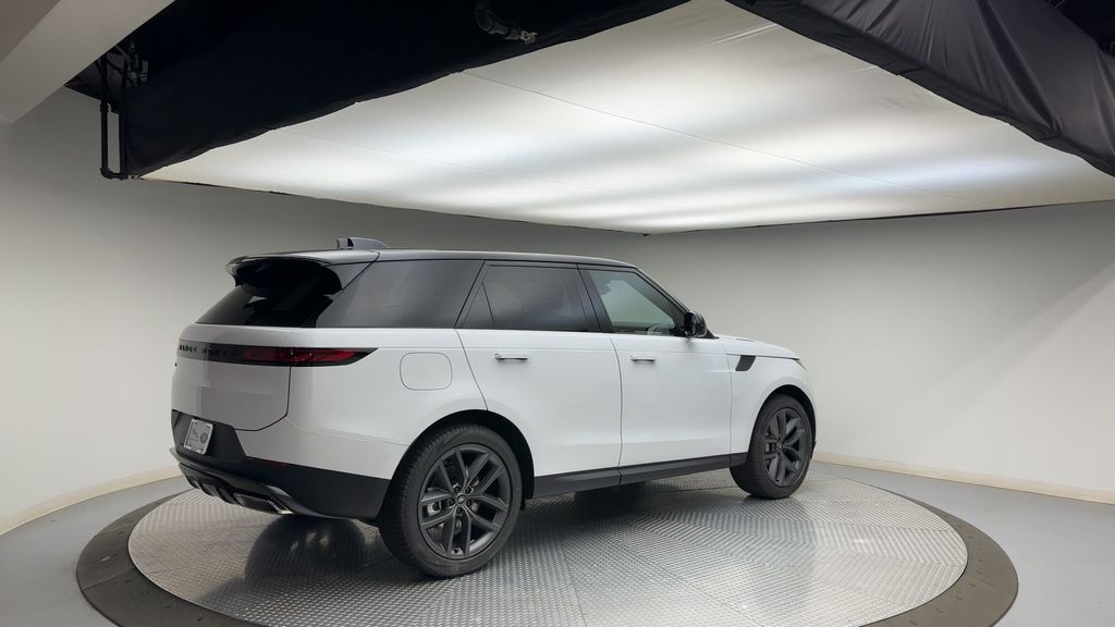 Thumbnail: 2024 Land Rover Range Rover Sport - 8