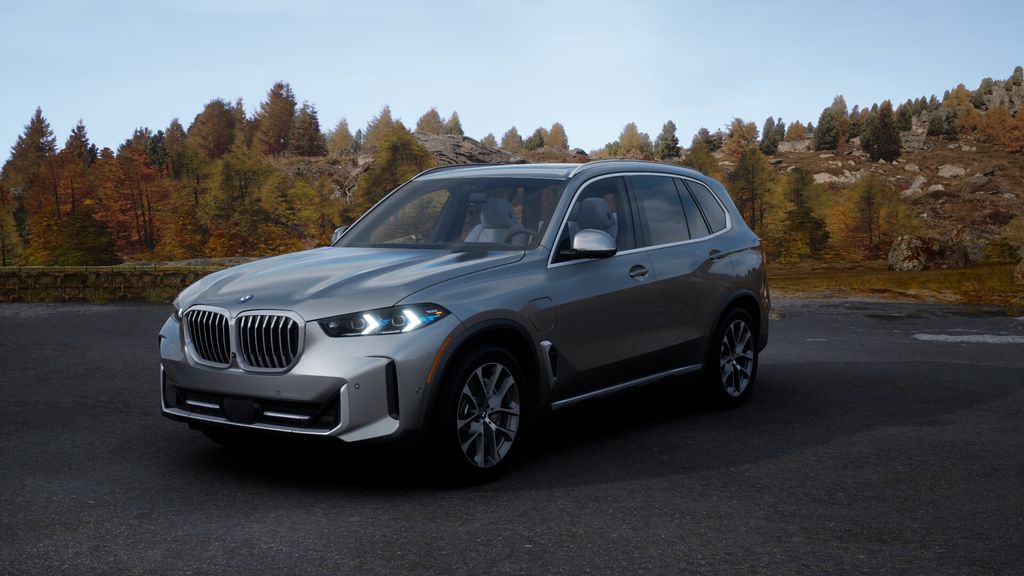 2025 BMW X5 xDrive50e 32