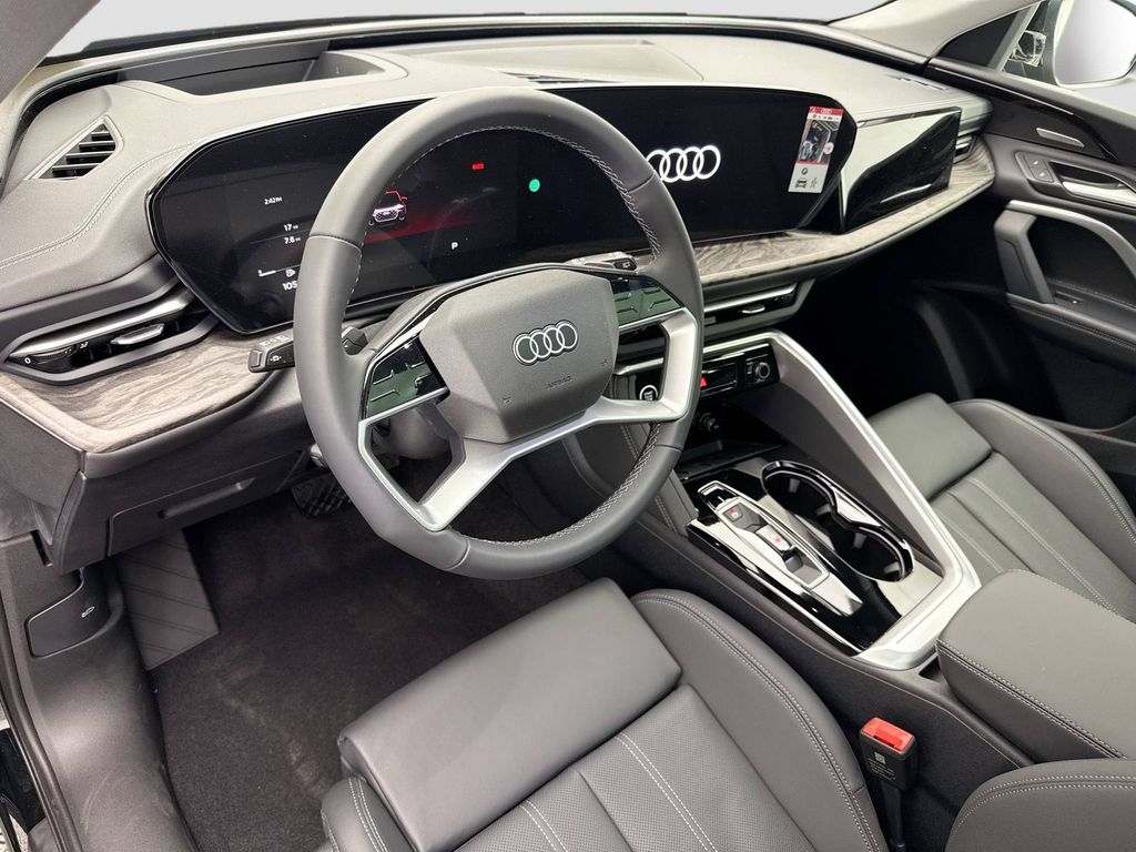 Thumbnail: 2025 Audi Q5 - 10