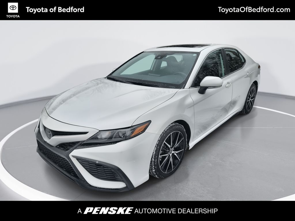 2022 Toyota Camry SE -
                Bedford, OH