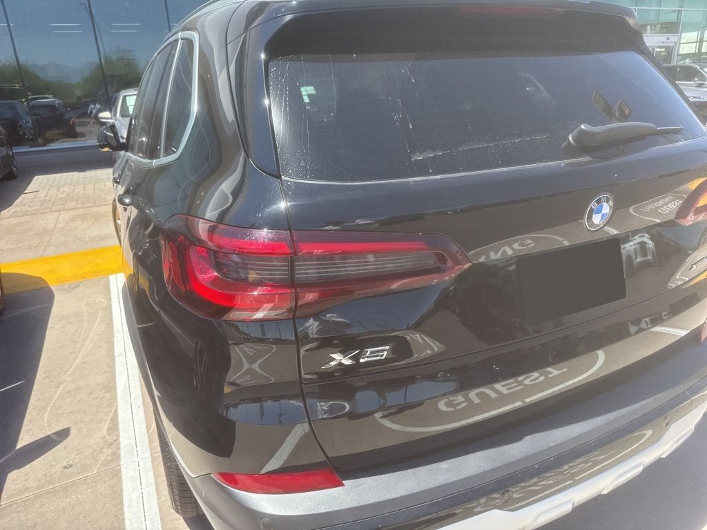 Thumbnail: 2022 BMW X5 - 2