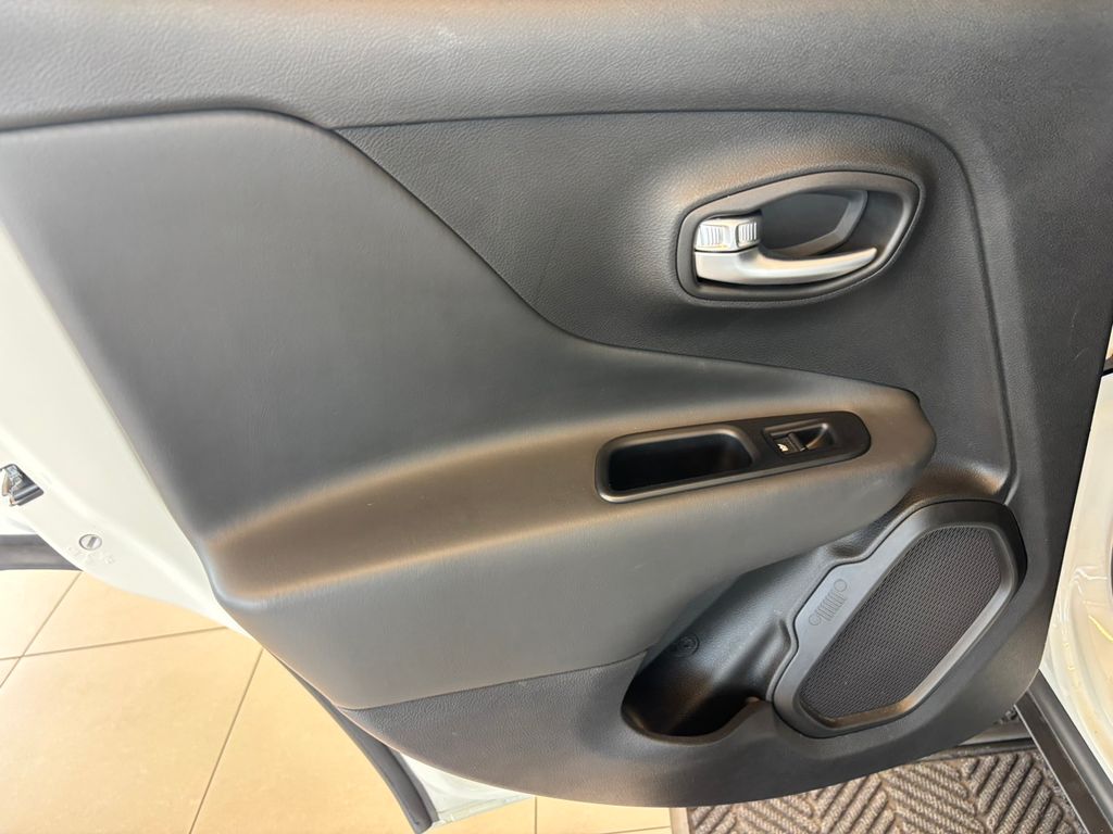 2022 Jeep Renegade Trailhawk