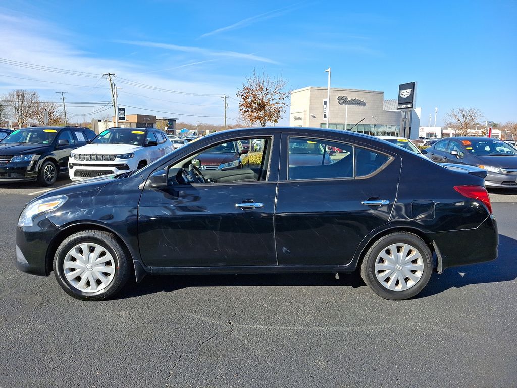 2016 Nissan Versa 1.6 SV 7