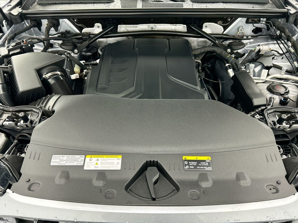 Thumbnail: 2025 Audi Q5 - 28