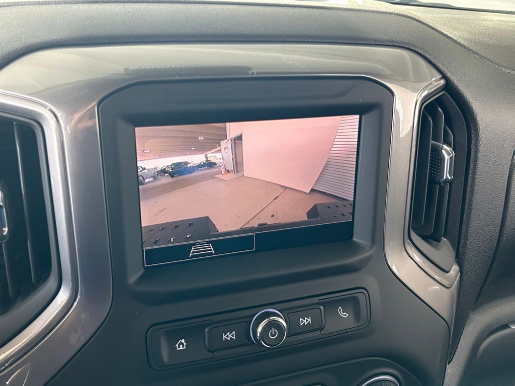 New 2026 Summit White Chevrolet Work Truck image 40