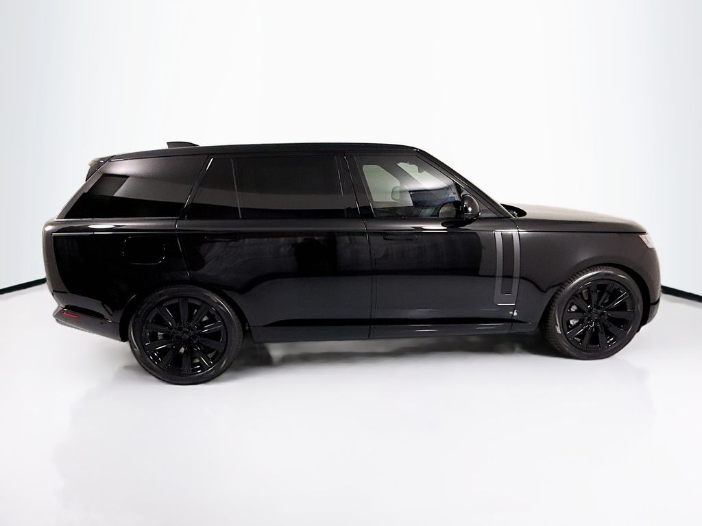 Thumbnail: 2026 Land Rover Range Rover - 4