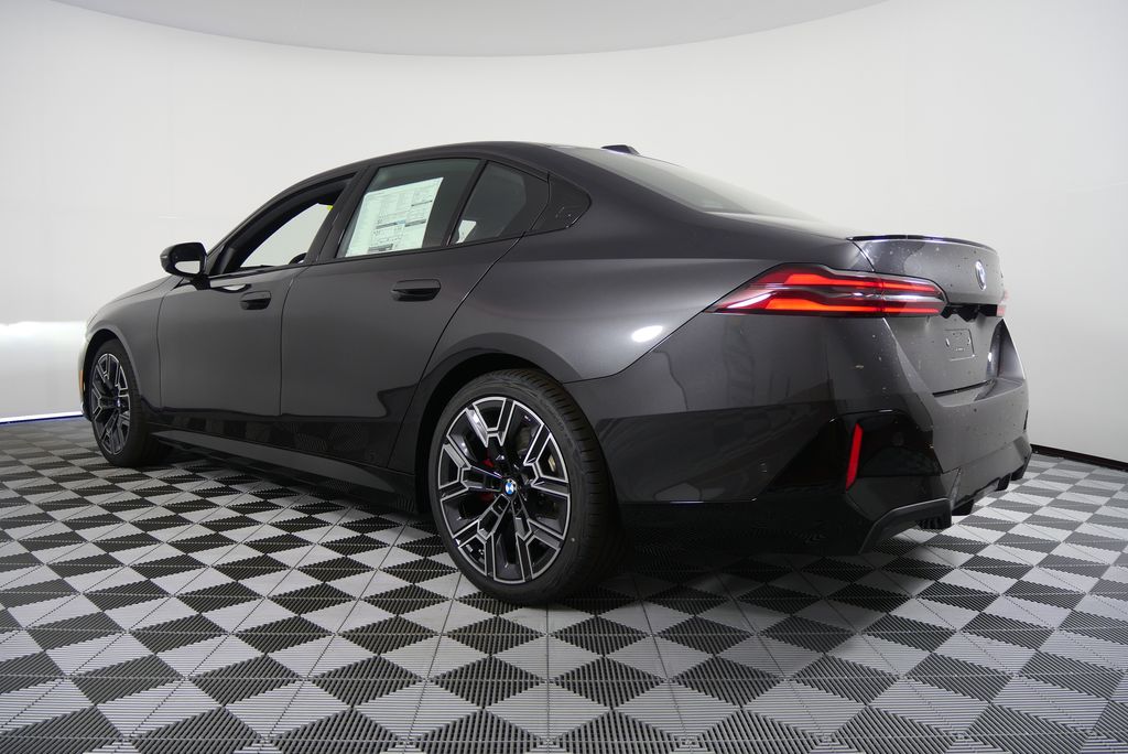 2026 BMW 5 Series 530i 5