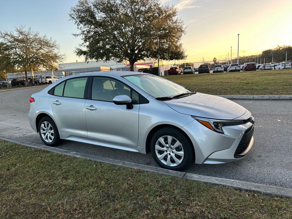 Thumbnail: 2025 Toyota Corolla - 7