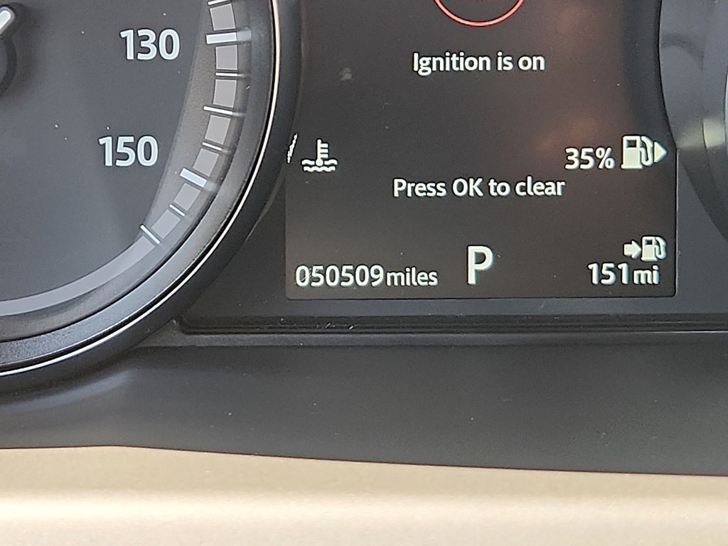 Thumbnail: 2019 Land Rover Discovery Sport - 20