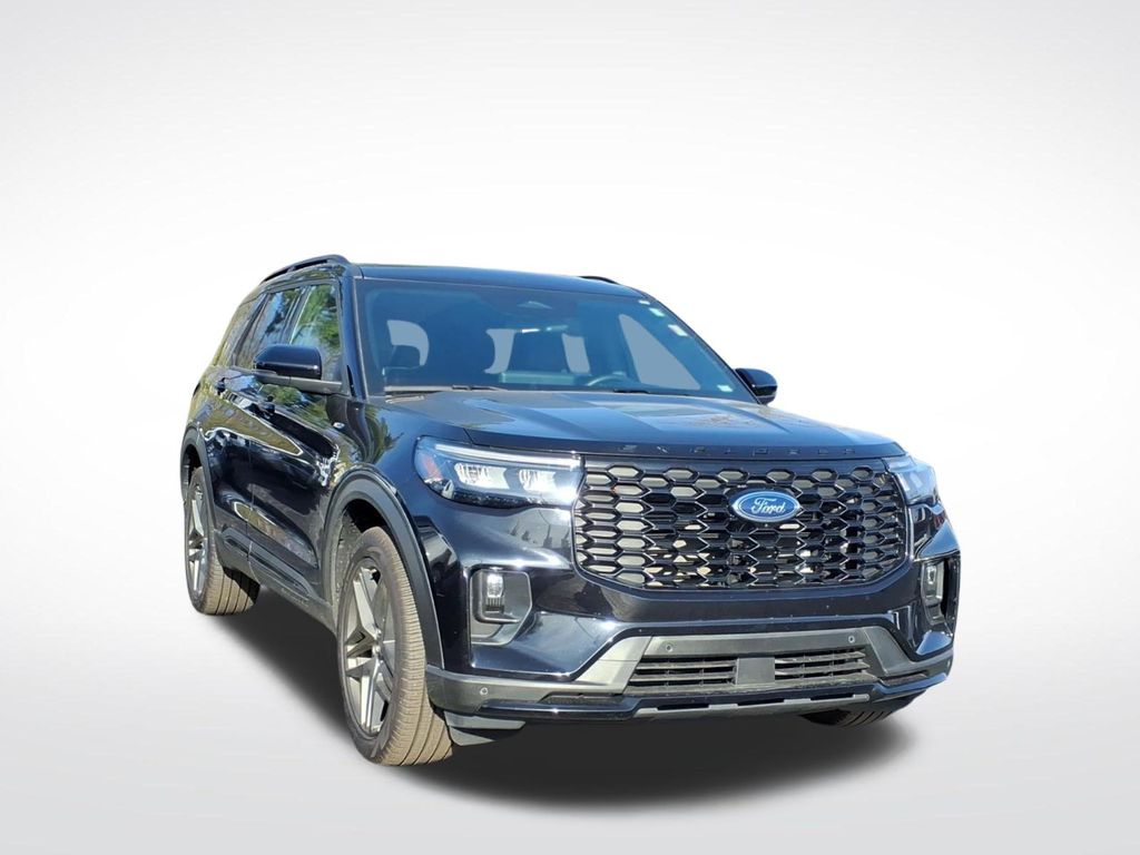 2025 Ford Explorer ST-Line AWD