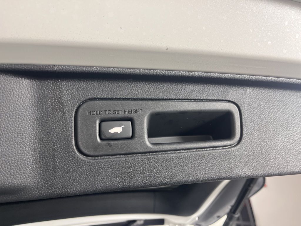 Thumbnail: 2025 Honda Pilot - 21