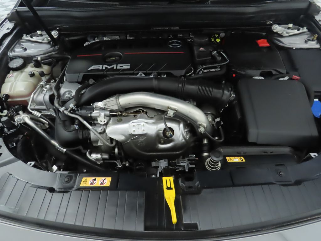 2021 Mercedes-Benz GLB 35 AMG 29