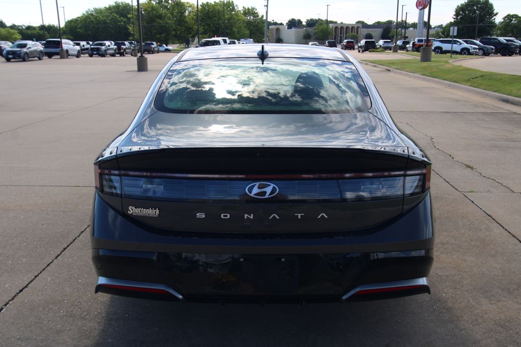 Used 2025 Hyundai Sonata Sedan