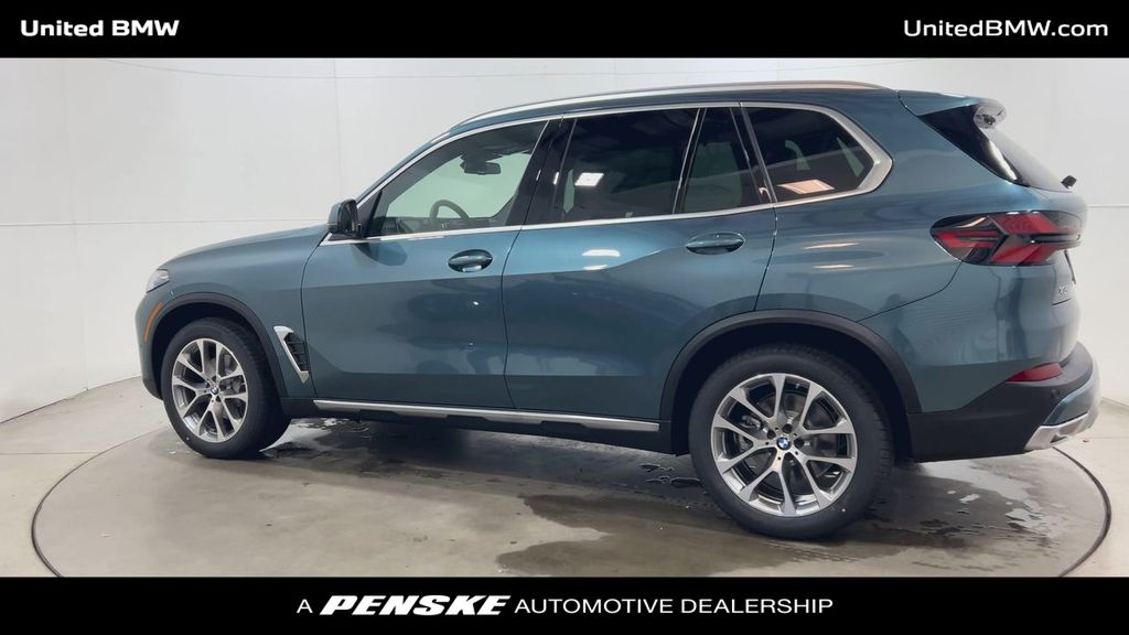 Thumbnail: 2026 BMW X5 - 6