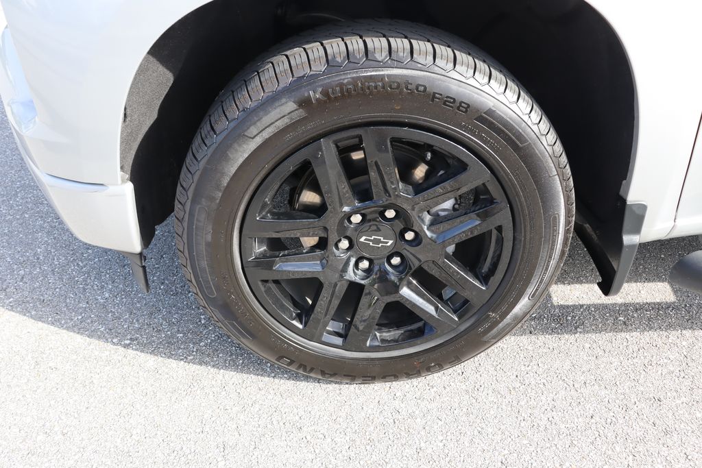 2022 Chevrolet Silverado 1500 Custom 4