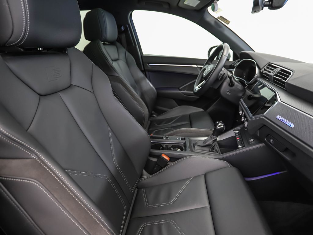 Thumbnail: 2022 Audi Q3 - 31