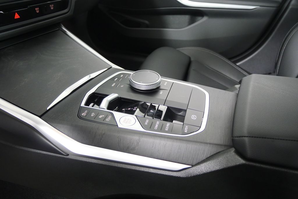 2024 BMW 3 Series 330i 24