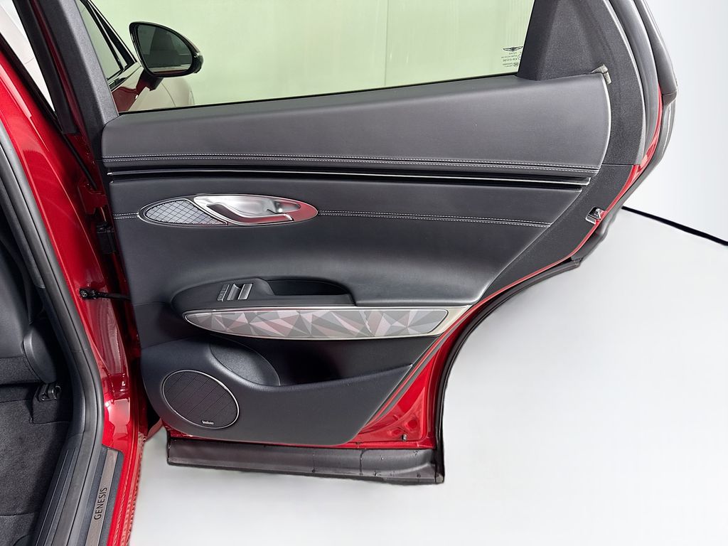 Thumbnail: 2024 Genesis GV70 - 28