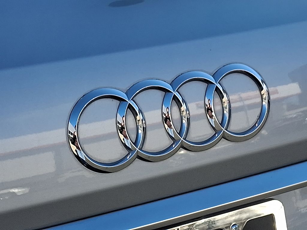 Thumbnail: 2023 Audi Q7 - 30