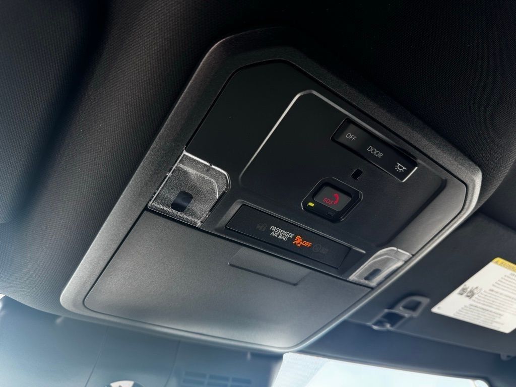2025 Toyota Tacoma SR5 Double Cab photo 16