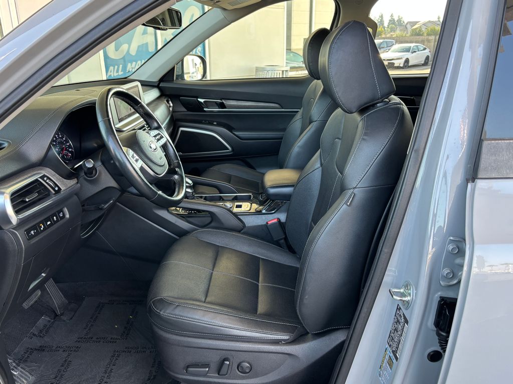 Thumbnail: 2021 Kia Telluride - 23