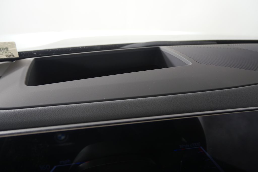 Thumbnail: 2026 BMW 5 Series - 21