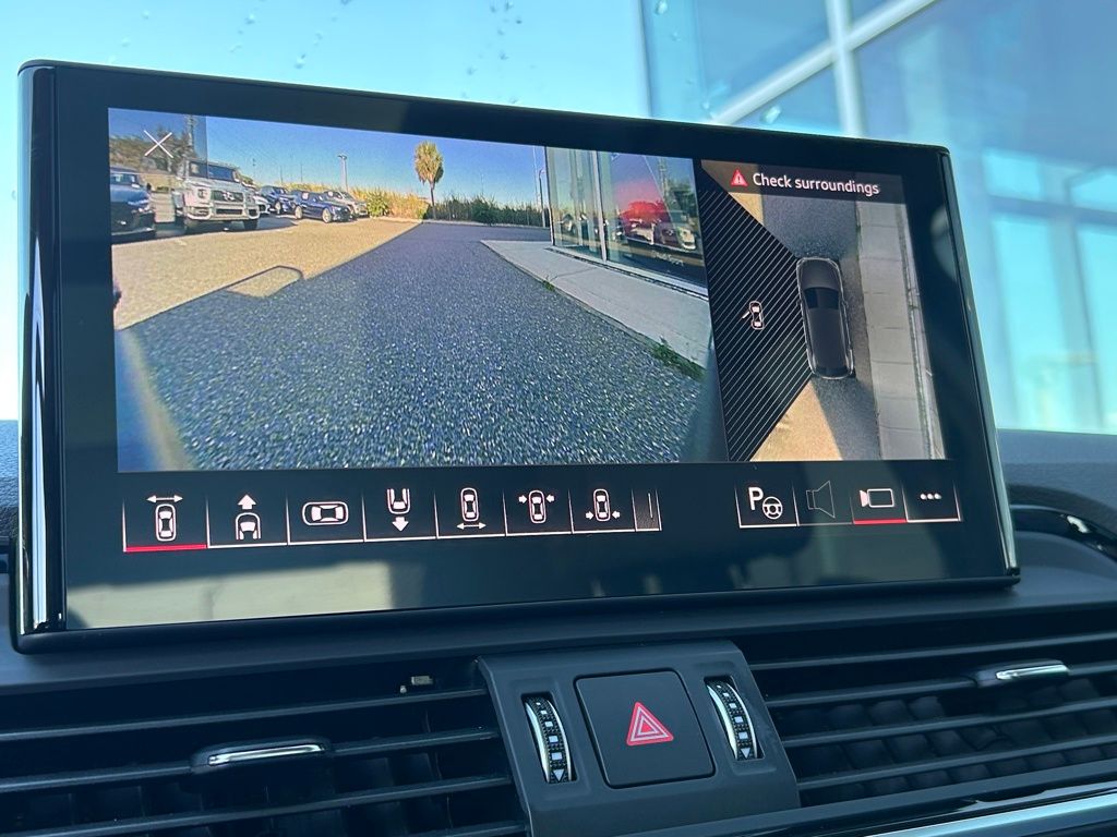 New 2025  Audi 45 S line Prestige image 27