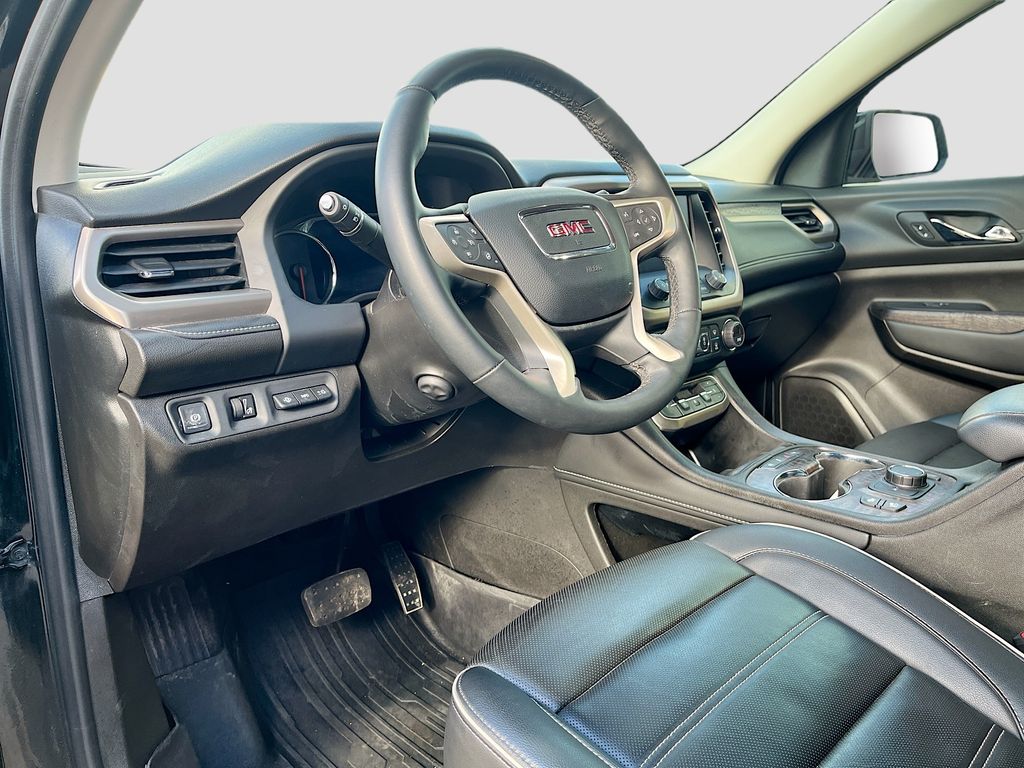 Used 2023 Black GMC Denali image 9