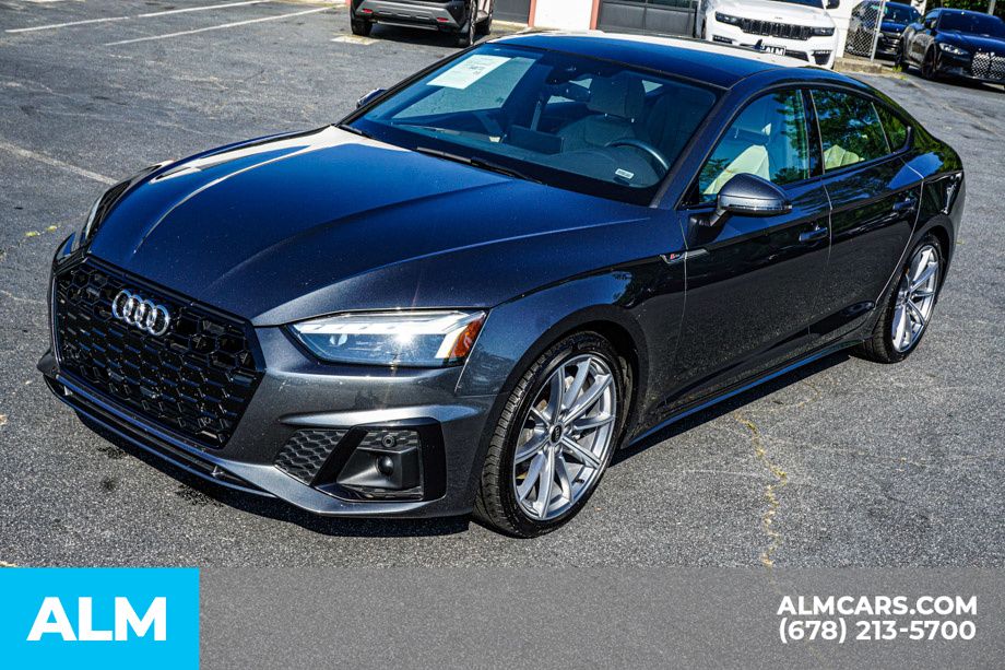 Used 2025 White Audi  image 15