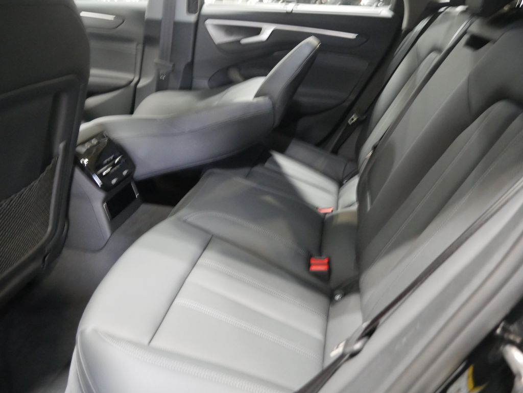 Thumbnail: 2026 Audi A6 - 19